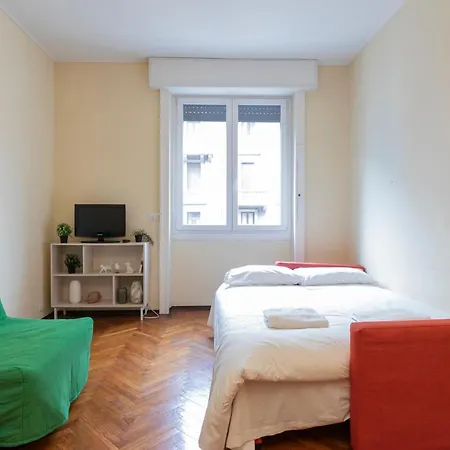 Apartment Renovated Close To Station Ponte Seveso 42